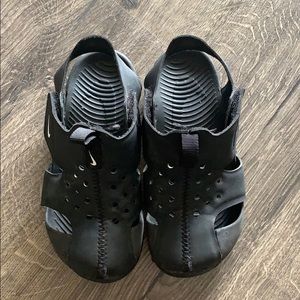 Boys Nike Sunray shoe